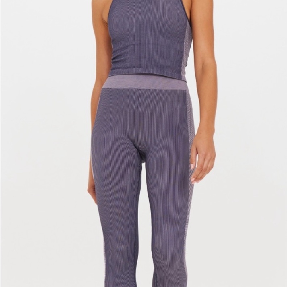 RIBBED SEAMLESS 25IN MIDI PANT